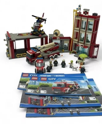 LEGO City 60110 Set Estación de Bomberos Retirado Completo con Instrucciones y Minifiguras Foto 1 de 4