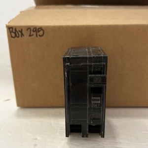 Square D QO280 - Picture 1 of 6