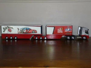1:32 scale Dick Johnson DJR Jim Beam Racing Ford transporter - Picture 1 of 1