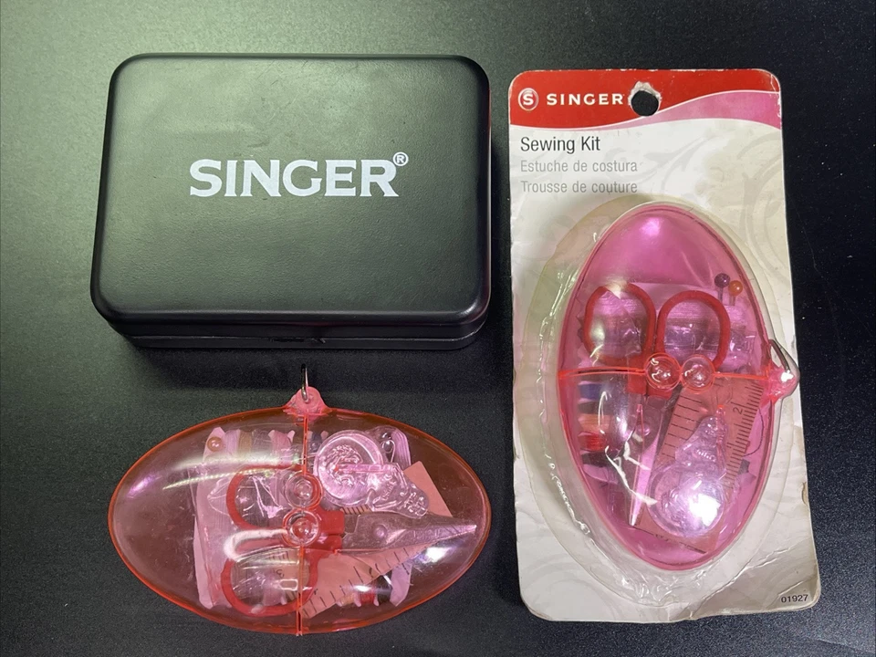 SINGER Sewing Kit in a Travel Case PN 01927