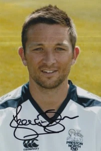 PRESTON NORTH END HAND SIGNED BARRY NICHOLSON 6X4 PHOTO. - Picture 1 of 1