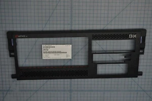 IBM 9111-520 Rack Mount eServer P5 Front Bezel Grade B 97P6149 - Picture 1 of 2