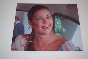 Lynda Carter Wonder Woman Pinup 8x10 Hochglanz Foto vollbusig sexy Dekolleté TV 0280 - Bild 1 von 1