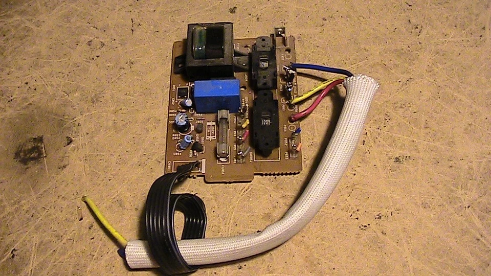 Carver HR-752 standby power main power board complete - Image 1 of 1