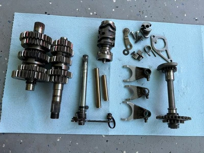 Honda Crf250r crf250 06 2006 transmission w gears shafts forks shift drum - Изображение 1 из 4