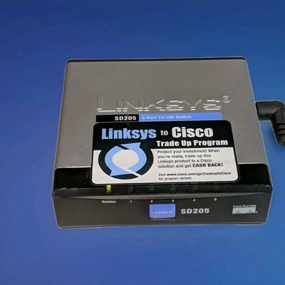 CISCO / LINKSYS - 5-Port Ethernet 10/100 Switch - SD205 - - Image 1 of 2