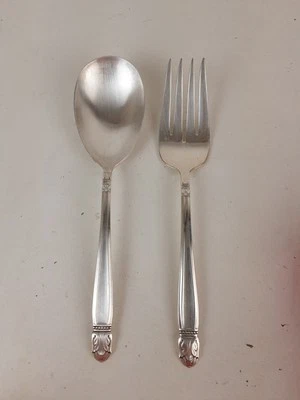 Cubiertos Holmes Edwards princesa danesa anfitriona servir cuchara de bayas y tenedor de carne  Foto 1 de 4