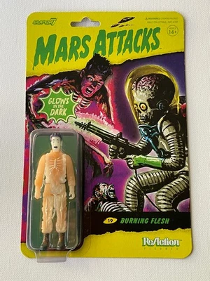 Figura de acción Mars Attacks Burning Flesh Super7 Reaction Brilla en la oscuridad GITD Foto 1 de 4