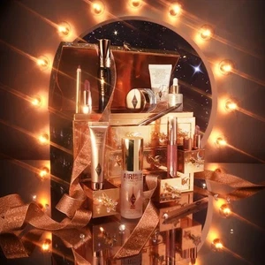 CHARLOTTE'S BEAUTY TREASURE CHEST 12 DOOR BEAUTY ADVENT CALENDAR ORIGINAL - Picture 1 of 4
