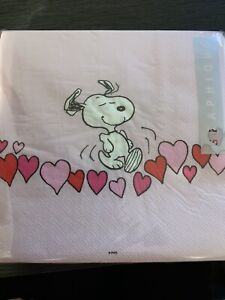 Graphique Peanuts Snoopy Valentine's Day Hearts Pink Luncheon Napkins 40 Count