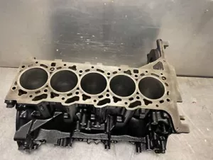 FULLY RECONDITIONED CYLINDER BLOCK FORD RANGER 3.2 20V TDCI 2016- BK3Q6015BC - Picture 1 of 7