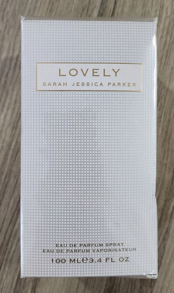 Sarah Jessica Parker - Lovely Spray 3.4FL OZ 100 ML NEW Sealed Womens Perfume - Image 1 of 1