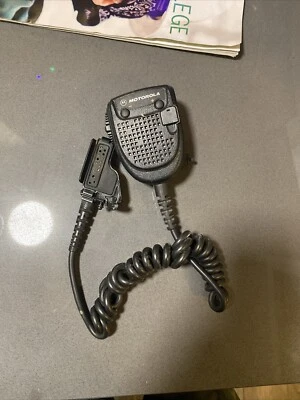 Motorola RMN5038A RSM Remote Speaker Microphone w/Emergency  Free Shipping - Image 1 of 4