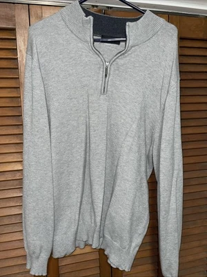 Suéter Pullover Gris Para Hombre Elie Tahari Talla 2XL Foto 1 de 3