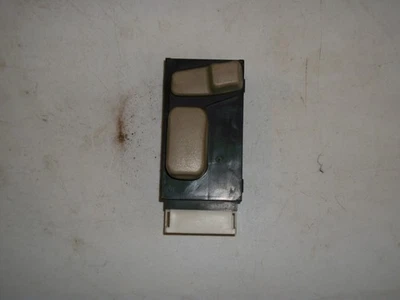 1998-2005 CADILLAC DEVILLE SEVILLE OEM RIGHT PASSENGER SIDE SEAT SWITCH 25646340 - Image 1 of 2