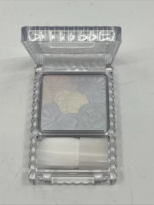 New Canmake Glow Fleur Highlighter 03 - Image 1 of 3
