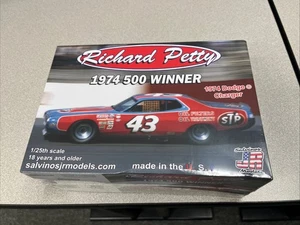 1/24 Salvinos Jr #1974D Richard Petty ‘74 #43 500 Winner - Picture 1 of 2