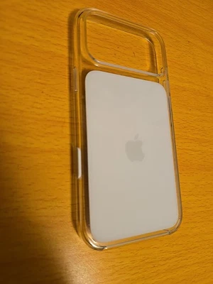 Capa transparente original Apple com Magsafe para iPhone 17 Pro Max MGFW4LL/A - Transparente - Imagem 1 de 4