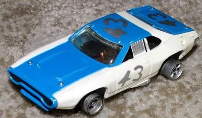 VINTAGE AURORA AFX HO PLYMOUTH ROADRUNNER SLOT CAR, PETTY #43, BLUE & WHITE - Image 1 of 4