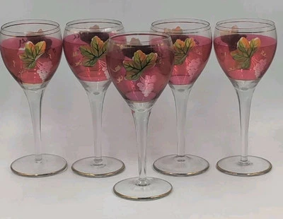 Vasos cordiales de uvas grabados pintados a mano de arándano rojo cristalino rumano Foto 1 de 4