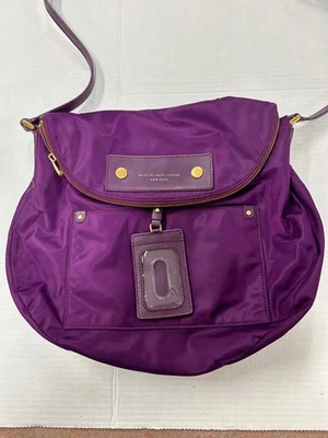 Bolso Bandolera Marc Jacob’s Nastasha Nylon Morado Foto 1 de 4