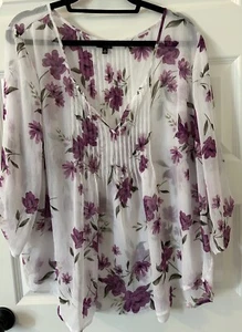 Torrid Sheer Floral Women's Blouse Plus Size 2 3/4 Sleeve White/ Purple - Picture 1 of 2
