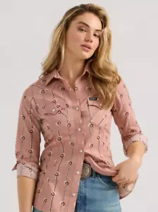 HOT COLOR Wrangler Women's Retro® Stripe Slim Western Snap Shirt, Dusty Rose - Picture 1 of 5