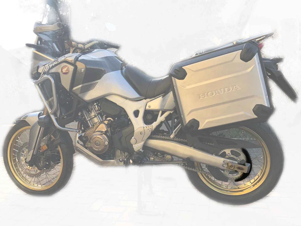 CleandisC Protezione Catena Honda NT 1100 - Immagine 1 di 1