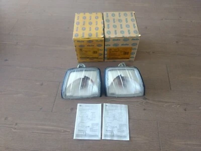 MERCEDES W201 LEFT AND RİGHT TURN SİGNAL HELLA NEW  - Image 1 of 4