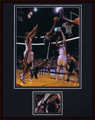 Redes de exhibición de fotos 11x14 firmadas por Joe Johnson contra calor Foto 1 de 2