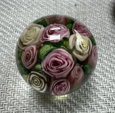 Mini pisapapeles vidrio soplado estudio arte rosa jardín 1 1/2 agujero perforado Foto 1 de 4