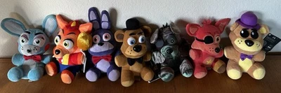 Lote de 7 peluches Funko Five Nights At Freddys: algunos nuevos con etiquetas, incluye Phantom Foxy Foto 1 de 4