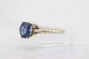 Large oval Sapphire 14k solitaire ring. 14k white gold Art deco engraved designs - Picture 1 of 5