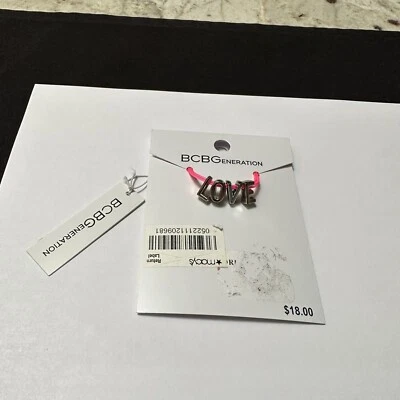 Collar BCBGeneration LOVE Letras Dijes Tono Plata Rosa Nuevo con Etiquetas $18 Foto 1 de 4