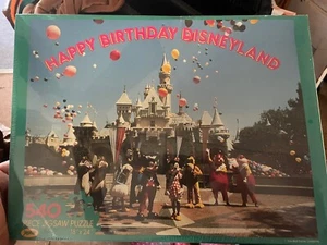 New Sealed Happy Birthday DisneylandPICTURE PUZZLE WALT DISNEY Vintage JAYMAR - Picture 1 of 2