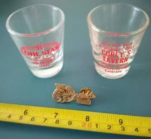Vintage Charlie Daniels Gold Tone Pin, Curly's Tavern & LoneStar Shot Glasses - Picture 1 of 10