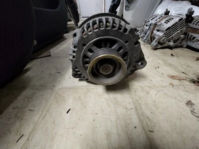 Alternador Infiniti I-35 2002 2003 2004 Foto 1 de 3