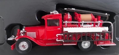 MATCHBOX FIRE ENGINE SERIES 1932 Ford AA Fire Engine - YFE06 - Image 1 of 4