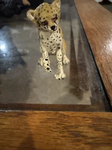 Safari Ltd. 1996 Sitting Cheetah Figure - Picture 1 of 5