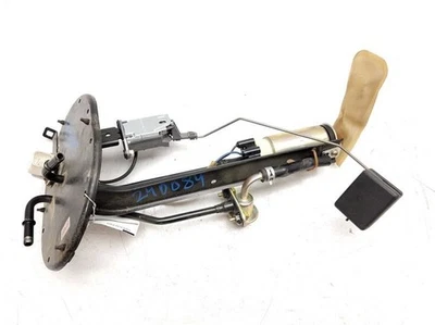 Conjunto de bomba de combustible Mazda MX-5 Miata 2000-2005 excluyendo Mazdaspeed OEM BP4W1335Z Foto 1 de 4