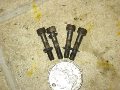 79 HUSQVARNA 390 WR COLECTOR DE ADMISIÓN A A B PERNOS HARDWARE Foto 1 de 2