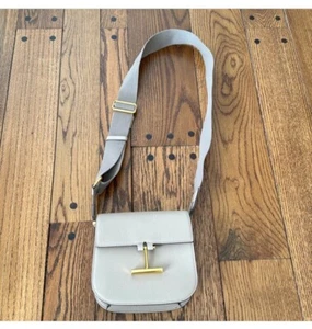 Tom Ford Tara T Logo Grained Leather Crossbody Bag Purse Mini Strap Light Beige - Picture 1 of 7