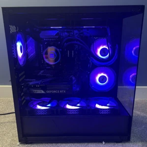 Computadora de escritorio PC para juegos personalizada construida LEER DESCRIPCIÓN COMPLETA - Imagen 1 de 5