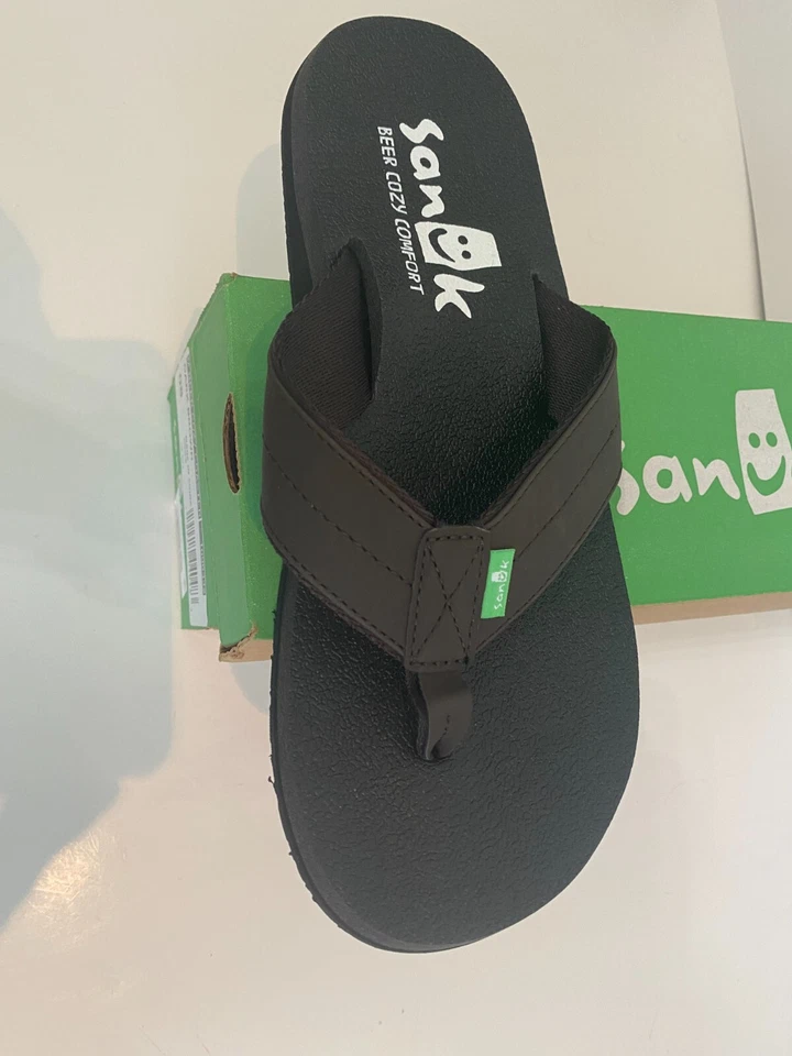 Sanuk Beer Cozy Coaster Flip Flop Sandals Mens Size 8 Dark Brown/Black 1096332