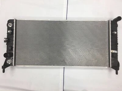 Radiador para Chevrolet Impala 2012-2013 3,6 L V6 transmisión automática/manual (con TOC) Foto 1 de 2