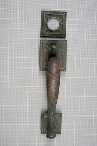 ARTS AND CRAFTS THUMB LATCH BRONZE DOOR HARDWARE "HADRIAN" Cover