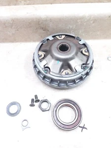 Suzuki AN400 Burgman Engine Drive Clutch 2003 2004 2005 2006 UO AP-400 - Picture 1 of 5