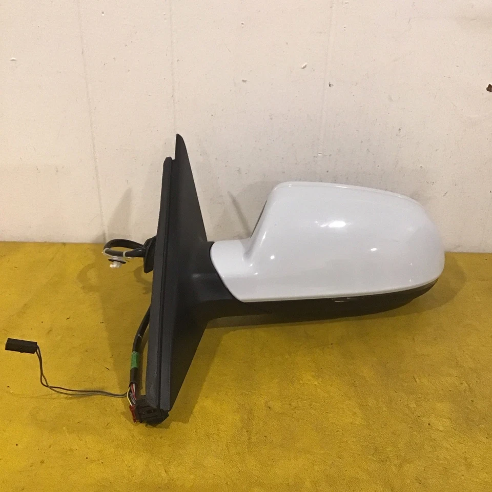 2010-2011 奥迪 A4 Quattro 左驾驶员侧视镜盲点原始设备制造商 E1021053 — 第 1/4 张图片