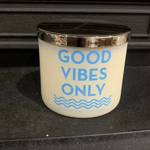 Vela perfumada Bath & Body Works Good Vibes solo 3 mechas 14,5 OZ nueva - Imagen 1 de 5