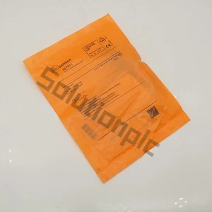 IFM IGT001 Proximity Switch Sensor(1PCS New in Box) - Picture 1 of 6